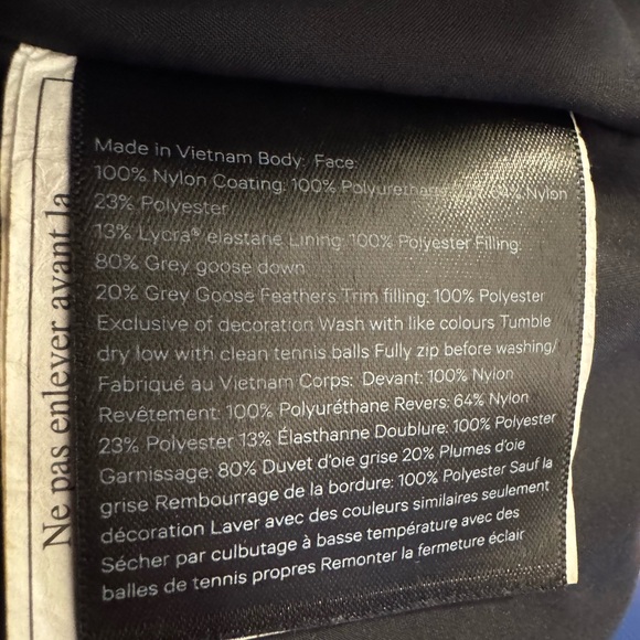 Lululemon StretchSeal Sleet Street Jacket size 6. - Picture 6 of 7